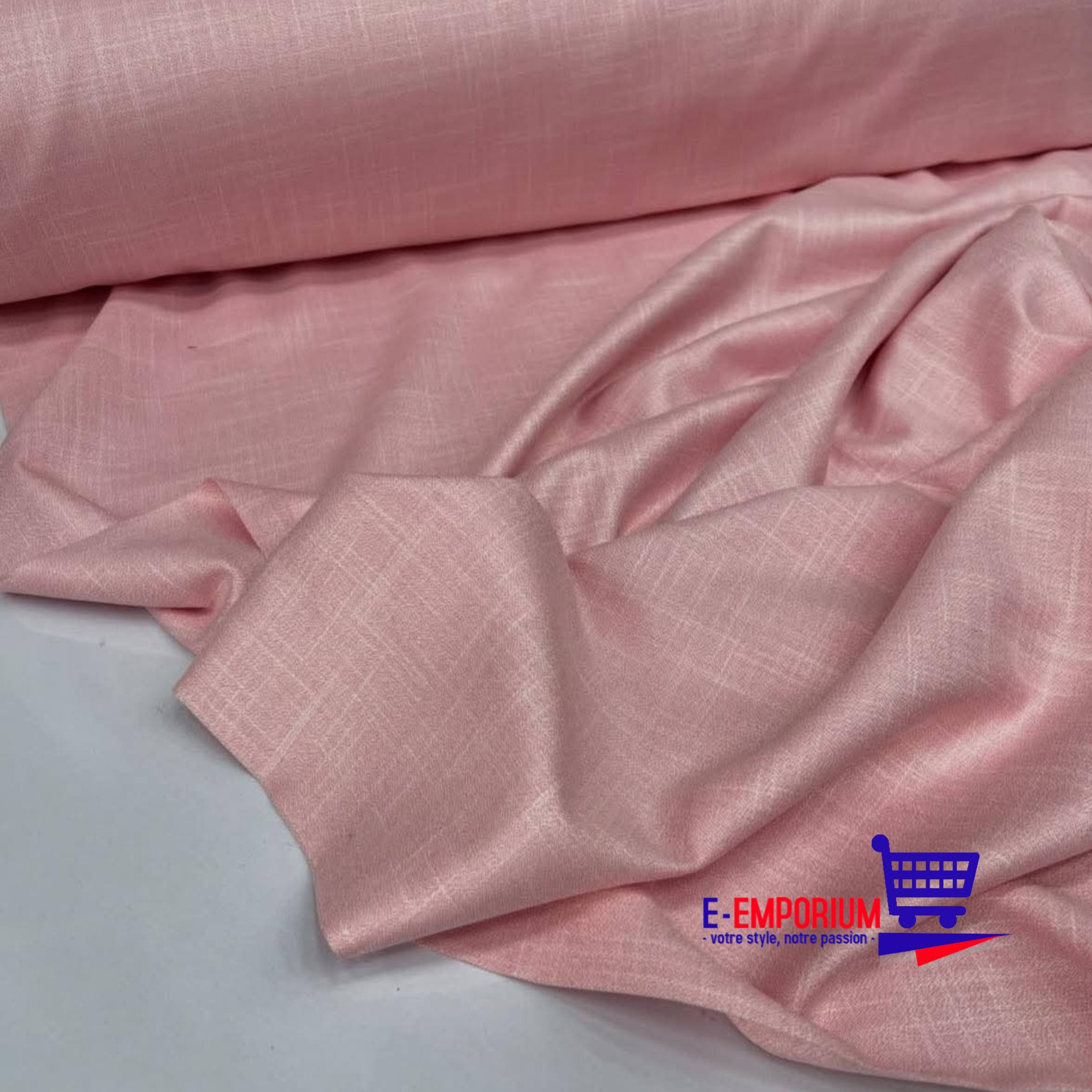 ASTUCE : Test du poignet pour reconnaître un vrai tissu de qualité
