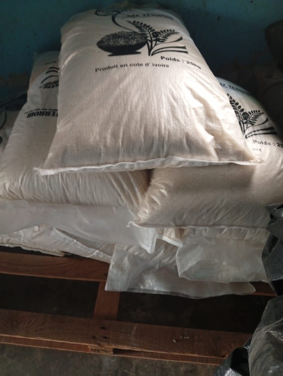 RIZ LOCAL
