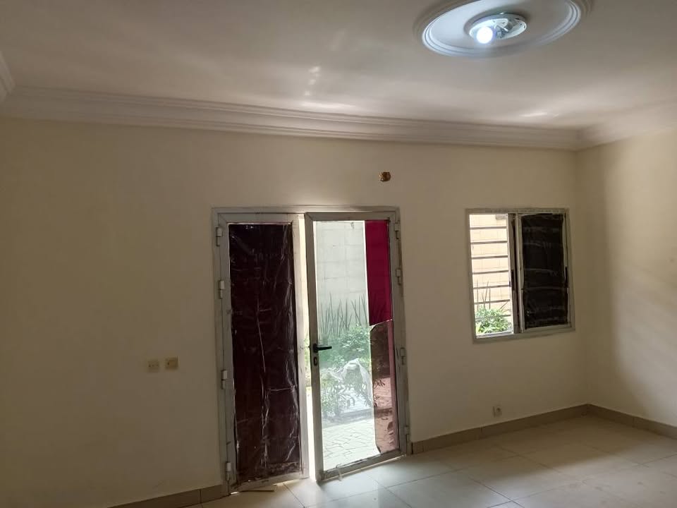 LOCATION STUDIO 