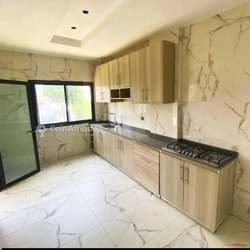 Location appartement 4 pièces - Riviera