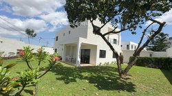 Location villas 8 pièces - Cocody angré