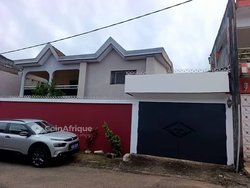 Vente villas 8 pièces - Cocody riviera 4