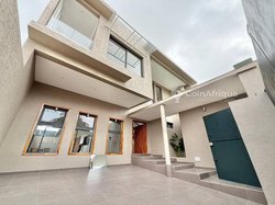 Vente villa 4 pièces à Riviera 3