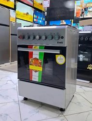 Cuisinière à gaz 4 feux + four
