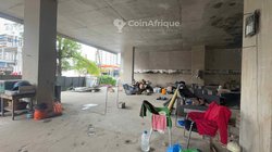 Location bureaux & commerces 600 m²  - M