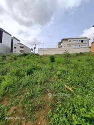 Terrain de 240 m² Cocody Angre chu Djorogobité 1
