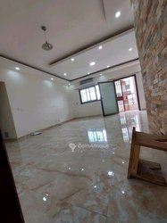 Location  appartement 3 pièces à Bingerville feh késsé