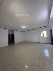 Vente appartement 4 pièces à Cocody Angre Château