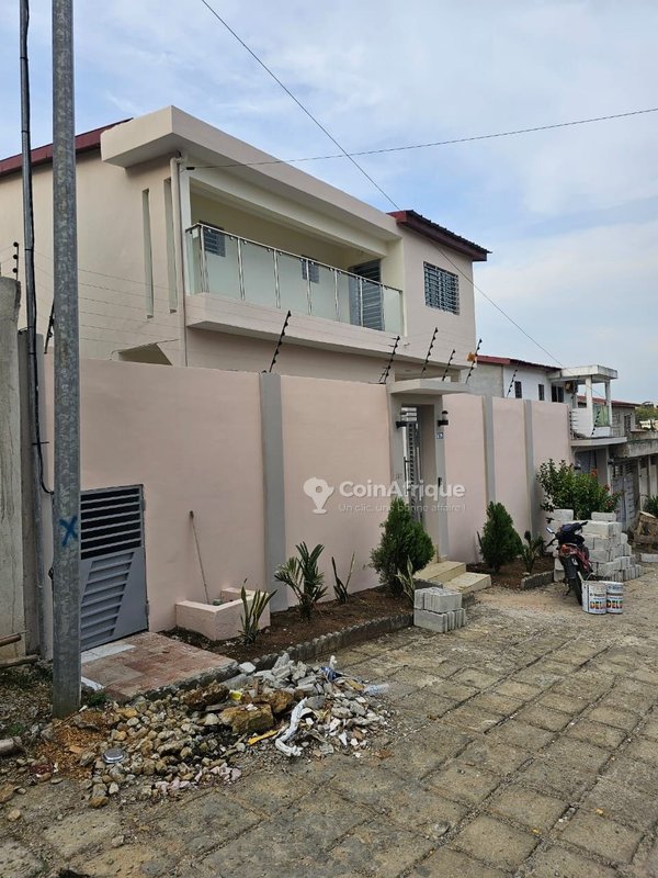 Location villa à la Riviera Faya nouveau goudron