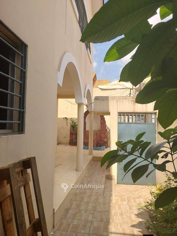 Location villa duplex 7 pièces - Cocody