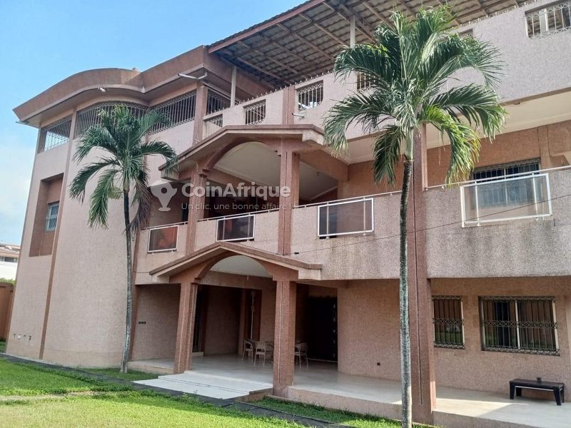 Location villa  triplex 14pièces - Riviè