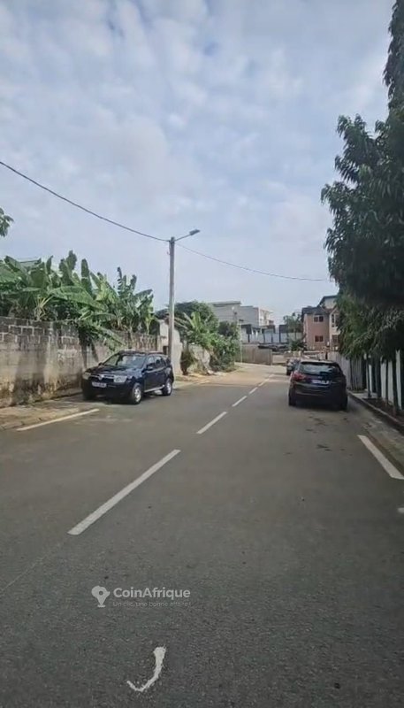 Terrain 800 m² -  Riveira 4 cité blanche