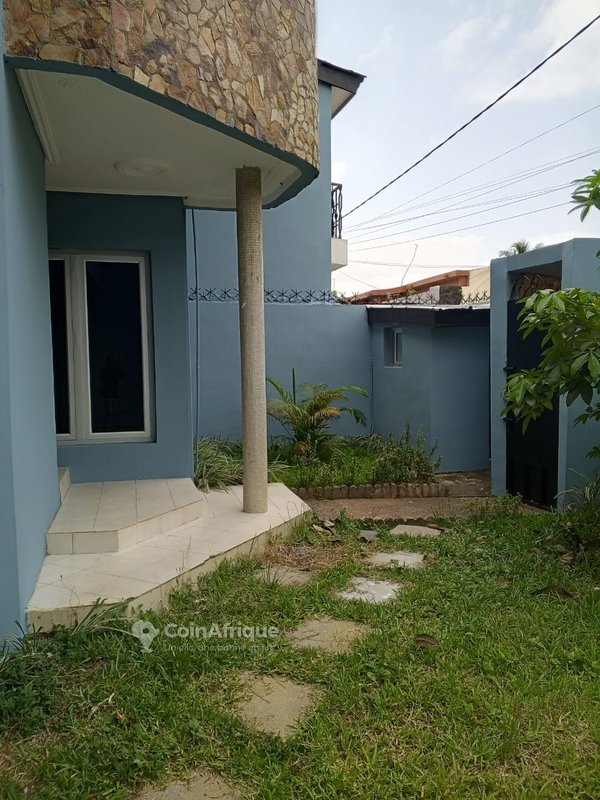 Location villa duplex de 5 pièces à Cocody rivera attoban d