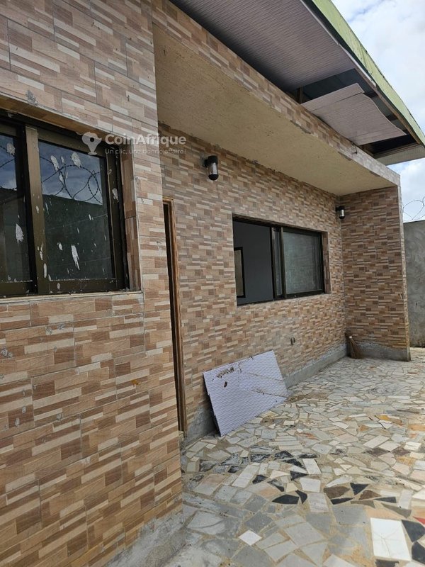 Vente villa basse de 4 pièces à Bonoua
