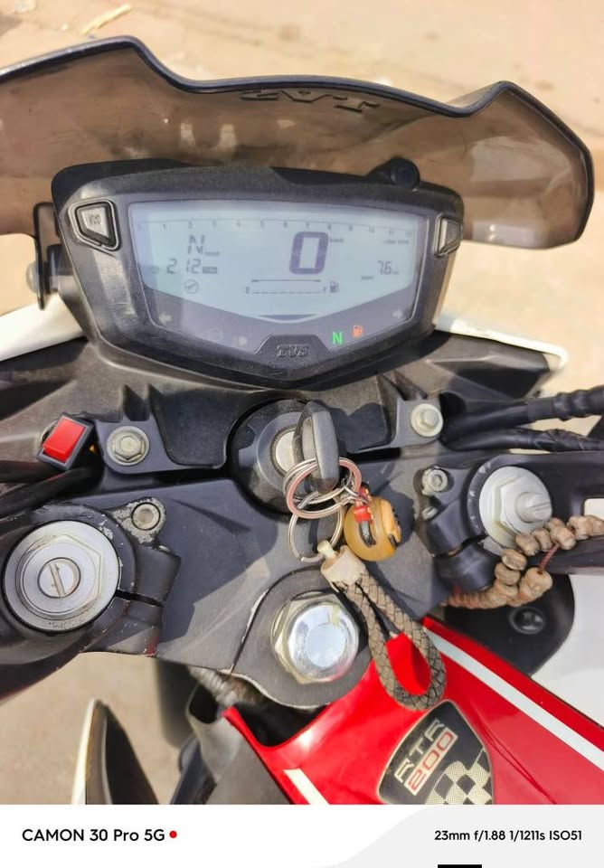 TVS APACHE RTR 200