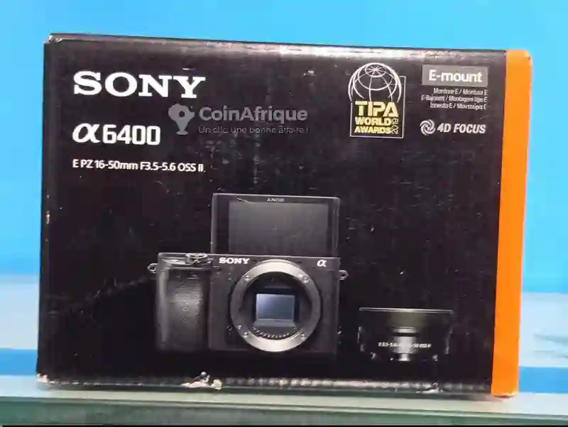 Sony A6400 + Sony 16-50mm
