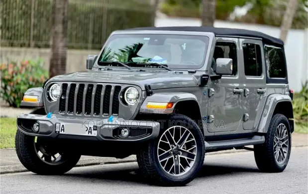 Neuf Jeep Wrangler Sport 4 Door 4x4 RHD 2024 Blanc cassé