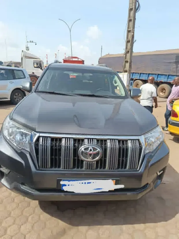 Toyota Land Cruiser Prado 2022 Beige