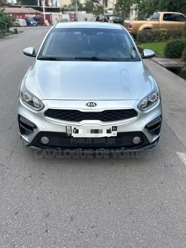 Kia Forte 2020 Gris