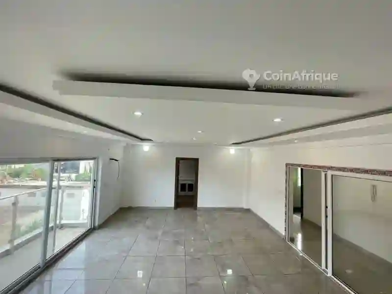 Location Appartement 4 Pièces - Angré chu