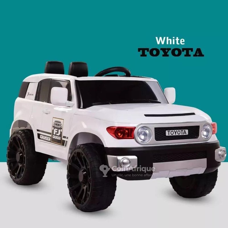 Voiture électrique rechargeable et télécommandée