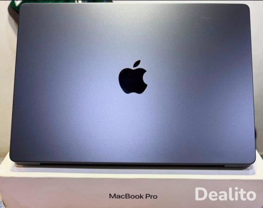 PC MacBook Pro M5 (Retina 14 pouce 2025)