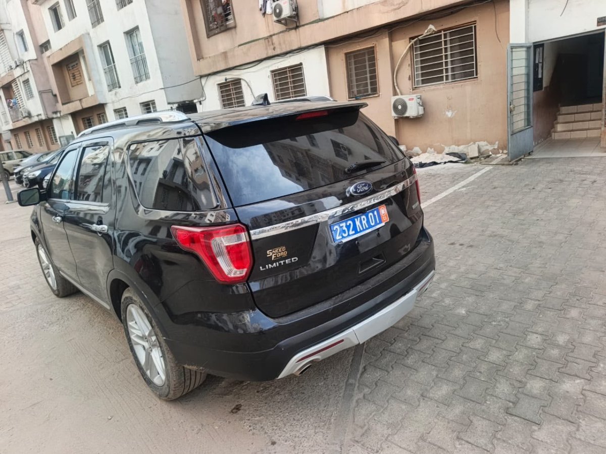 Ford Explorer en vente