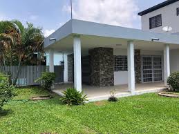 Belle Villa base de 4 Pieces Autonome avec Independance et Grand Jardin a louer en Zone 4 Bietr