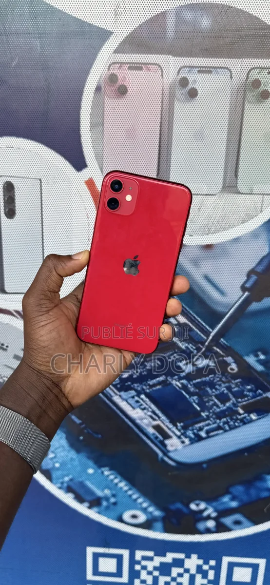 Apple iPhone 11 64 GB Rouge