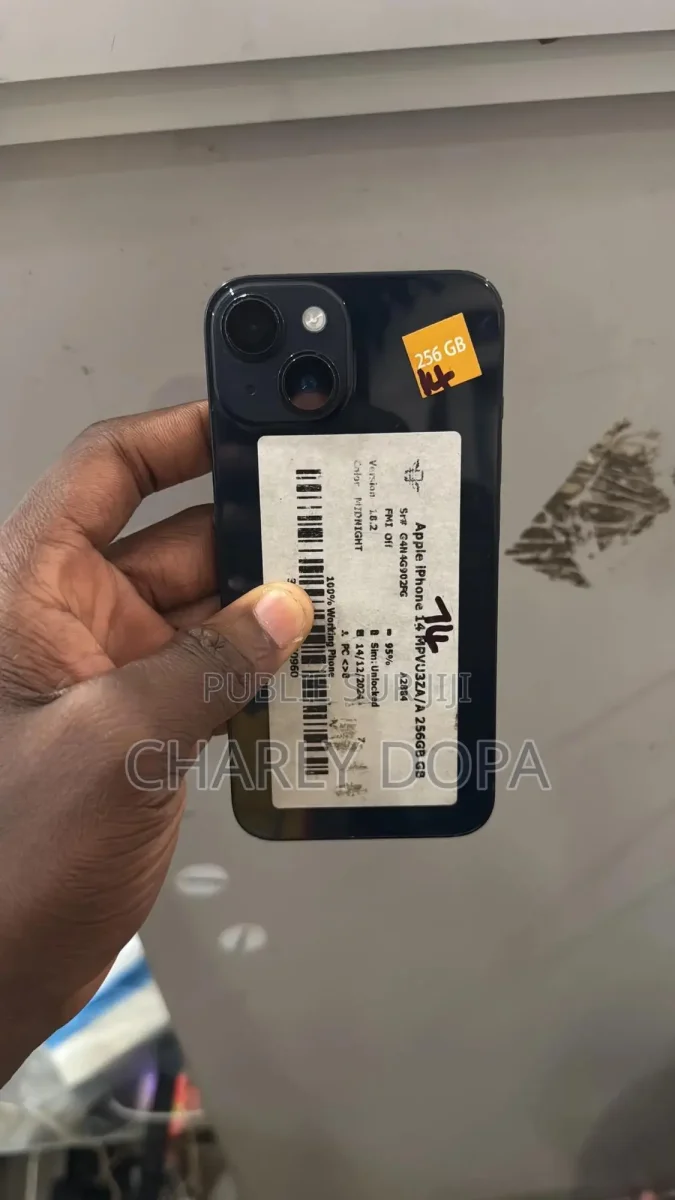 Apple iPhone 14 256 GB Noir