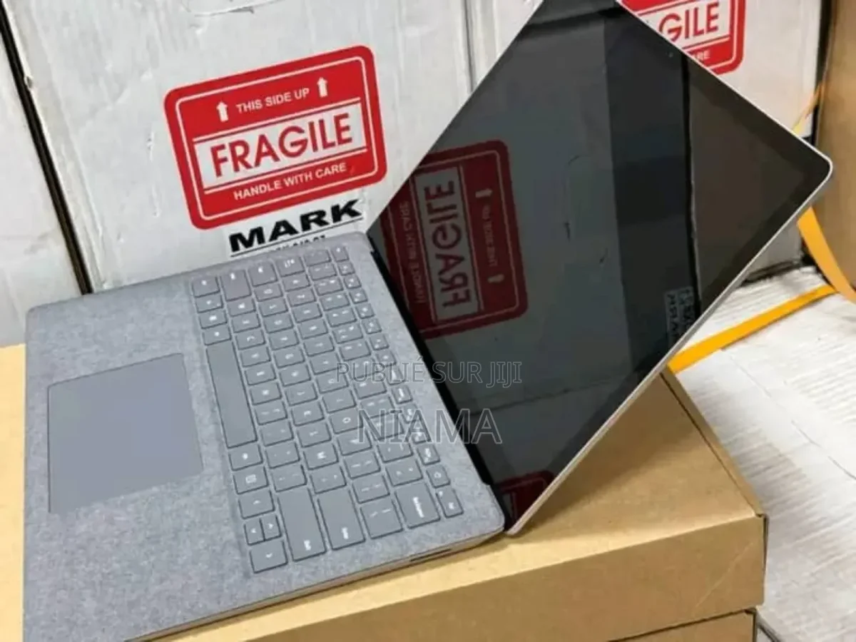 Neuf Microsoft Surface Laptop 2 16GB Intel Core I7 SSD 512GB