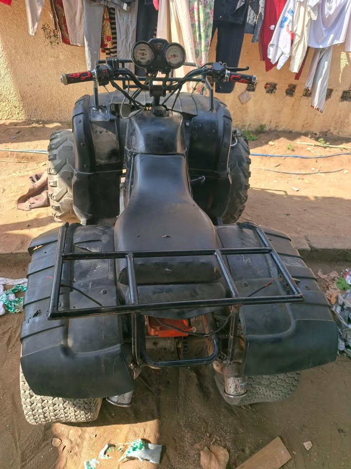 Moto Quad de puissance 