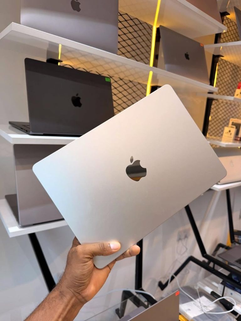 MacBook Air M2 2022 512 Go – Neuf scellé