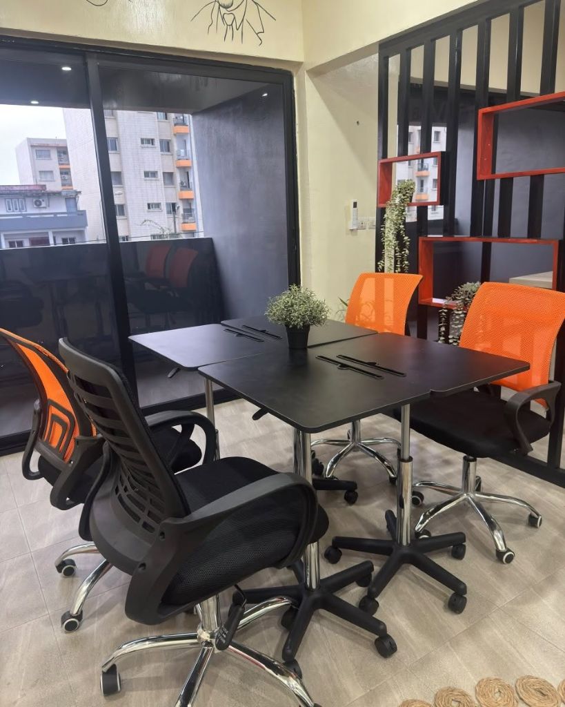 Espace de travail convivial à Angré 8e Tranche
