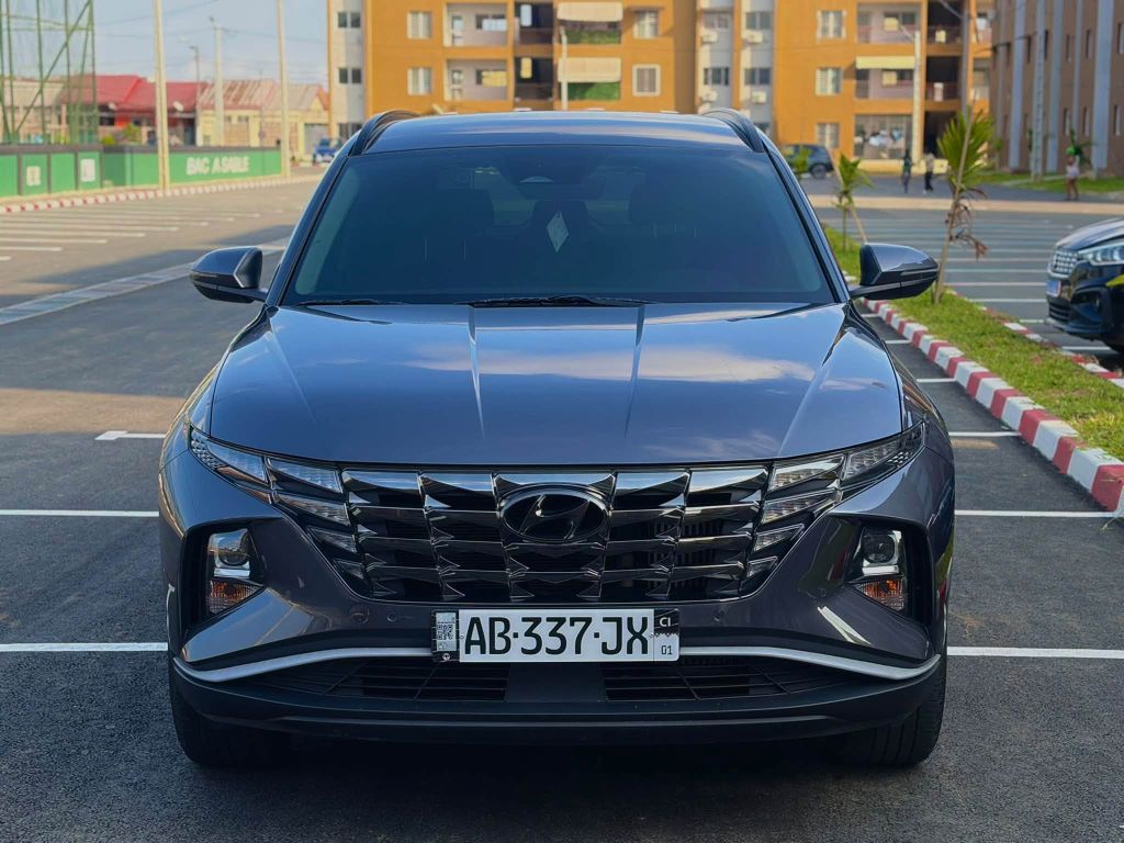 Hyundai Tucson 2023 importé, automatique, essence