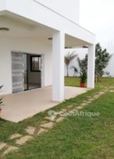 Location villa duplex  8 pièces  Cocody Angré gestoci
