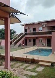 Location villa 8 pièces  à Angre Nouveau Chu
