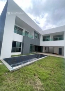 Location villa 7 pièces - Riviera g