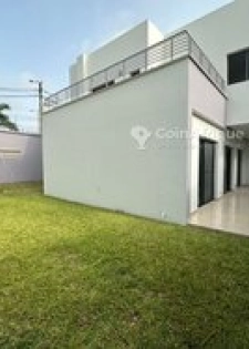 Location villa duplex 5 pièces à Abidjan Cocody hôtel d'ivo