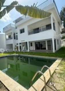 Location villa duplex  6pièces  - Cocody rivera 4 mbadon