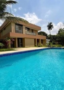 Location villa basse 6 pièces à Cocody Ambassade
