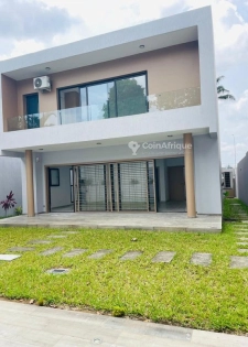 Location villa duplex 5 pièces - Cocody 2 plateaux