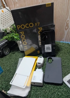  POCO F7
