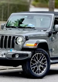 Neuf Jeep Wrangler Sport 4 Door 4x4 RHD 2024 Blanc cassé