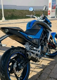 Nouveau CFMoto 300SS 2025 Bleu
