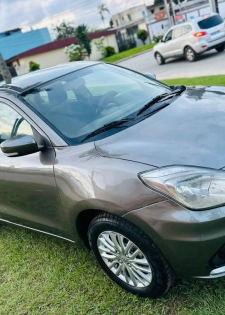 Suzuki dzire en vente