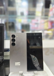 Samsung Galaxy ZFold 6 - 512Gb