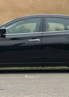 Nissan Sentra en vente