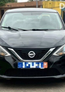 Nissan Sentra en vente