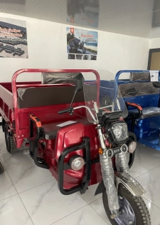 Tricycle électrique neuf – Idéal livraison et transport »